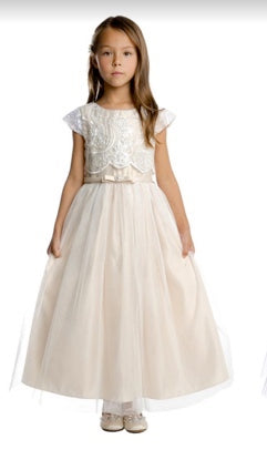 SEQUIN DETAIL FLORAL LACE WITH SCALLOP CROP TOP SATIN&CRYSTAL TULLE SKIRT,SATIN BPW&PEARL BROOCH AT WAIST
