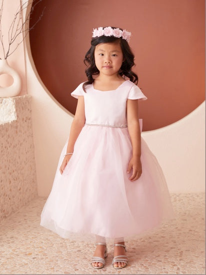 SQUARE NECKLINE WITH SLEEVES